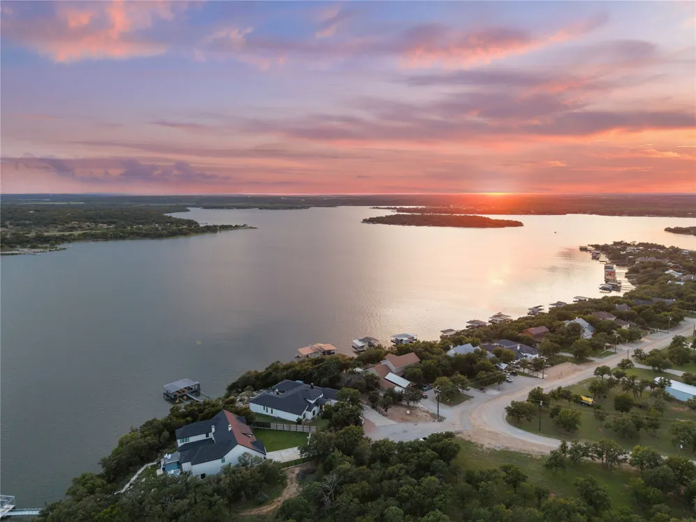 582 Oak Point Drive May, TX 76857