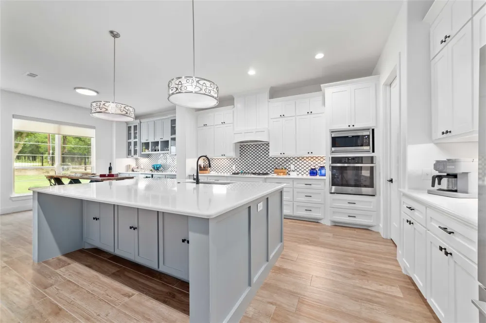 582 Oak Point Drive May, TX 76857