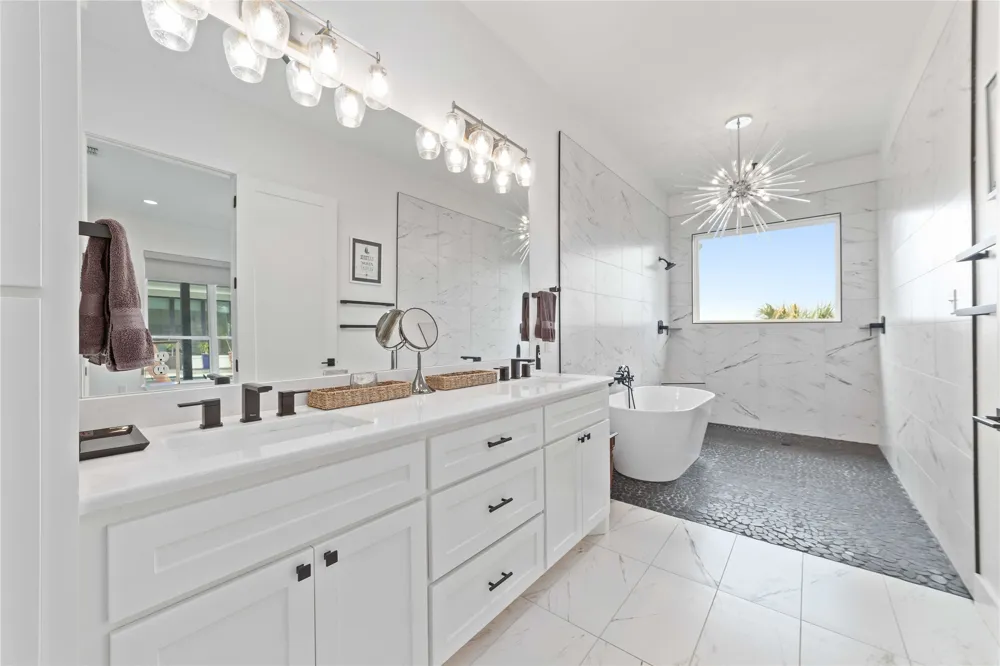 582 Oak Point Drive May, TX 76857