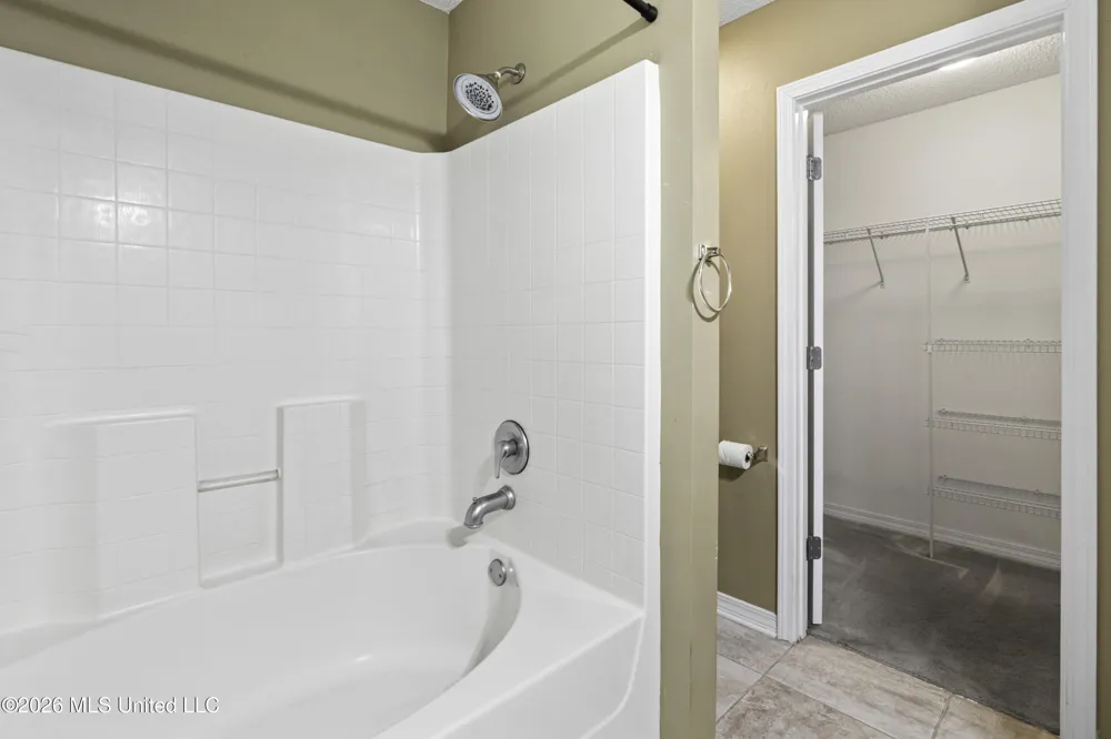 9534 Laa La Court Diamondhead, MS 39525