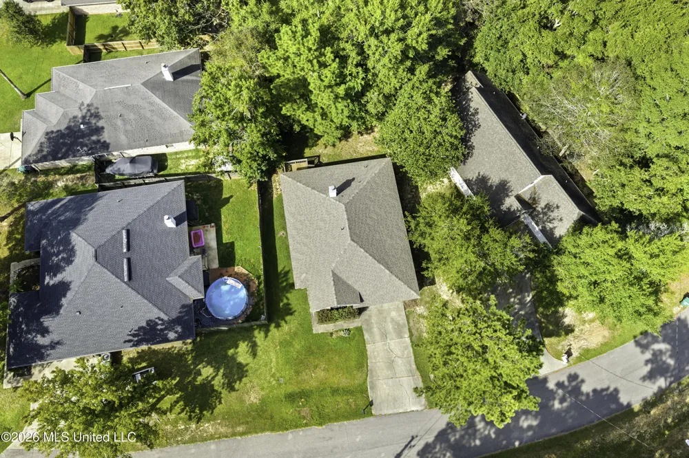 9534 Laa La Court Diamondhead, MS 39525