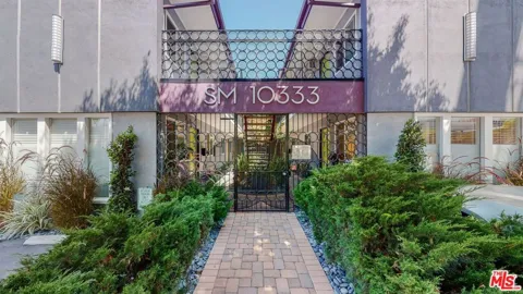 10333 Santa Monica Boulevard #10