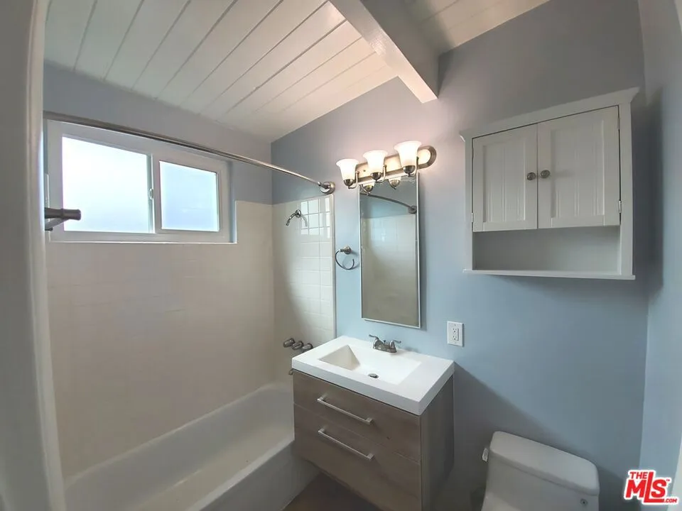 10333 Santa Monica Boulevard #10 Los Angeles, CA 90025