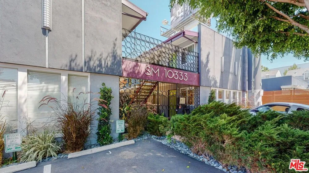10333 Santa Monica Boulevard #10 Los Angeles, CA 90025