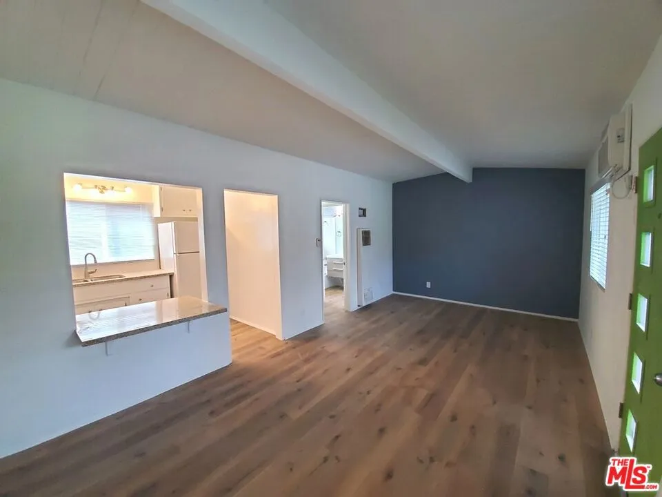 10333 Santa Monica Boulevard #10 Los Angeles, CA 90025