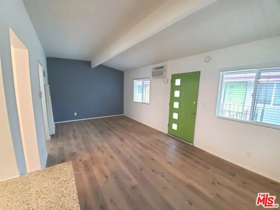 10333 Santa Monica Boulevard #10 Los Angeles, CA 90025