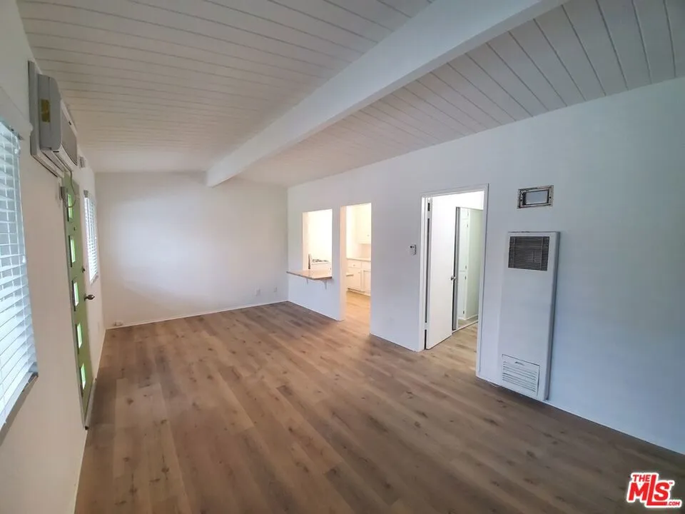 10333 Santa Monica Boulevard #10 Los Angeles, CA 90025