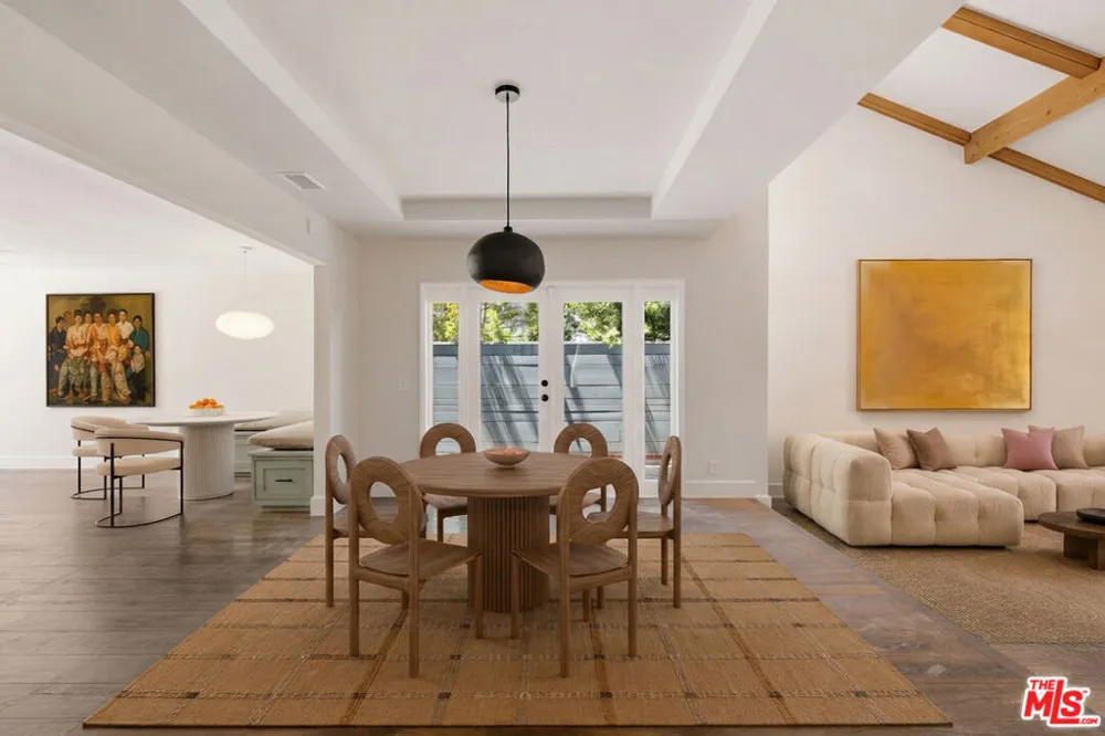 1314 Avenida De Cortez Pacific Palisades, CA 90272