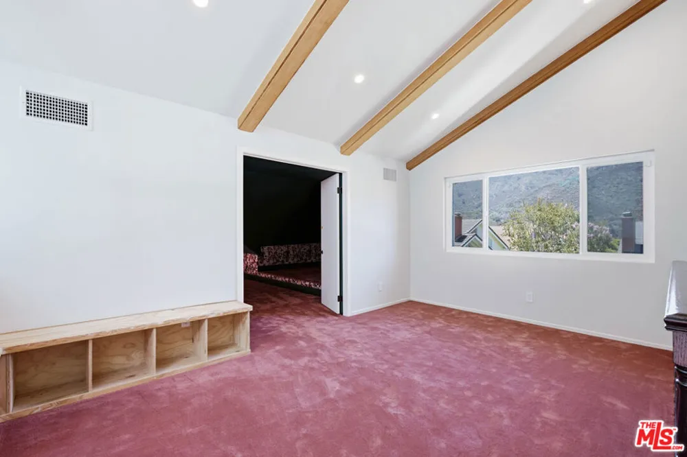 1314 Avenida De Cortez Pacific Palisades, CA 90272