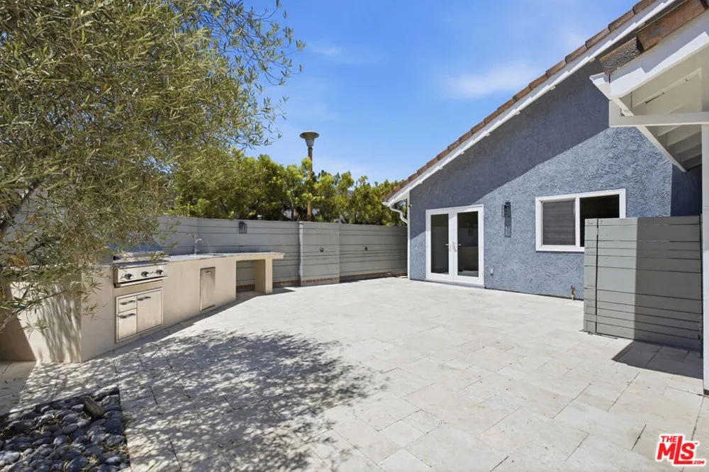1314 Avenida De Cortez Pacific Palisades, CA 90272