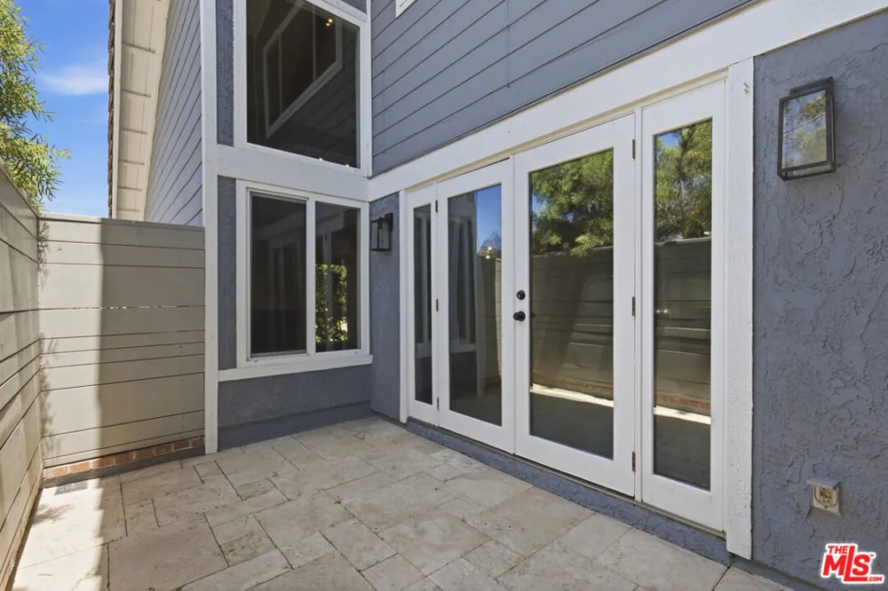 1314 Avenida De Cortez Pacific Palisades, CA 90272