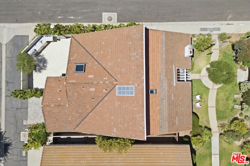 1314 Avenida De Cortez Pacific Palisades, CA 90272