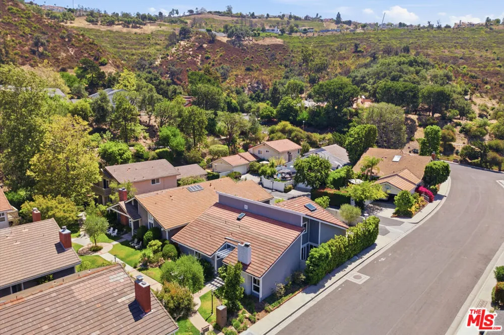 1314 Avenida De Cortez Pacific Palisades, CA 90272