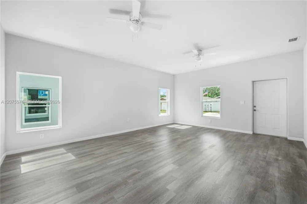 1481 Las Villas Blvd Sebring, FL 33870