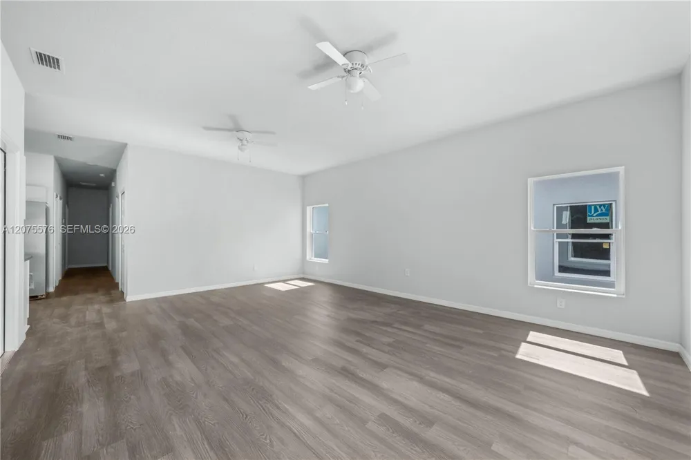 1481 Las Villas Blvd Sebring, FL 33870