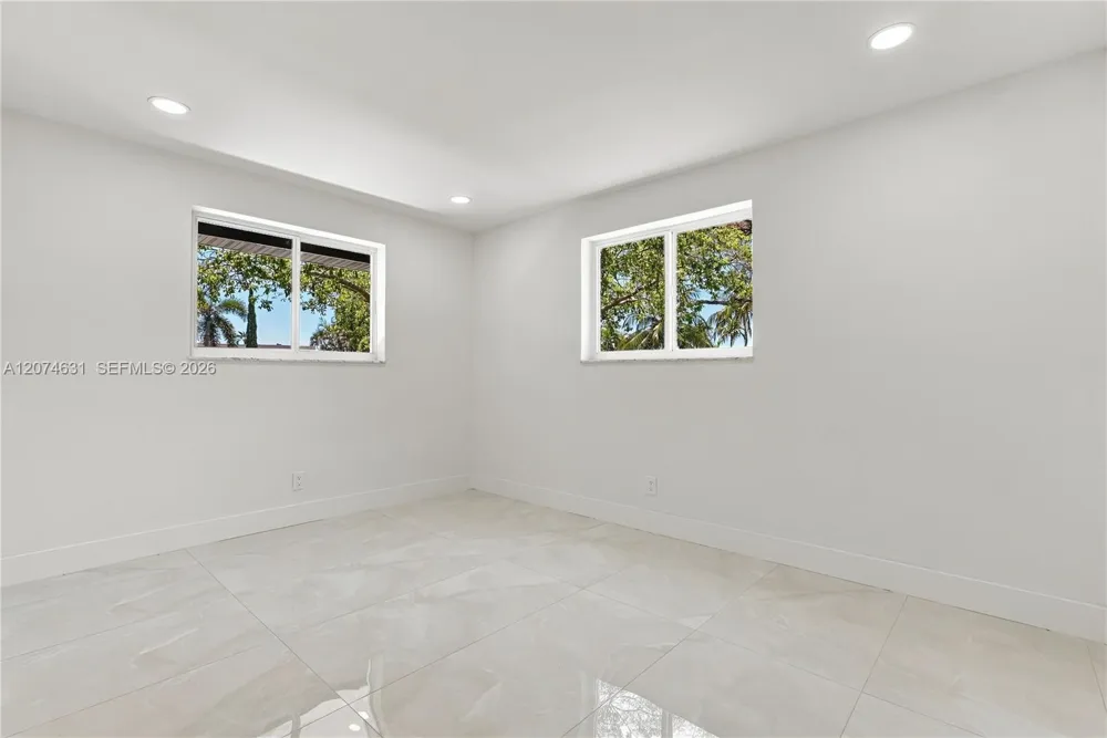 4801 Tyler St Hollywood, FL 33021