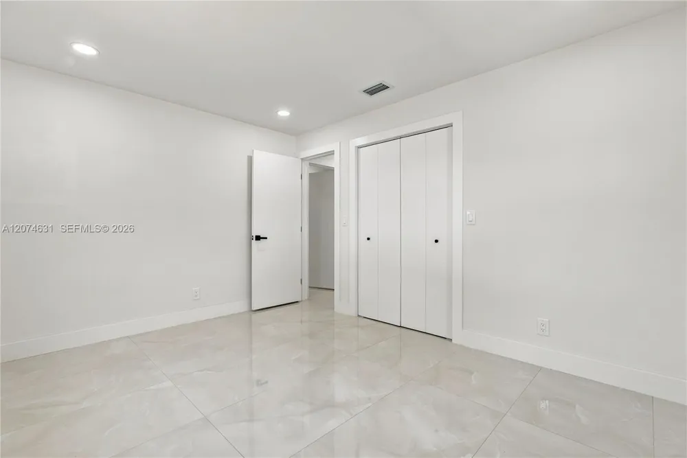 4801 Tyler St Hollywood, FL 33021