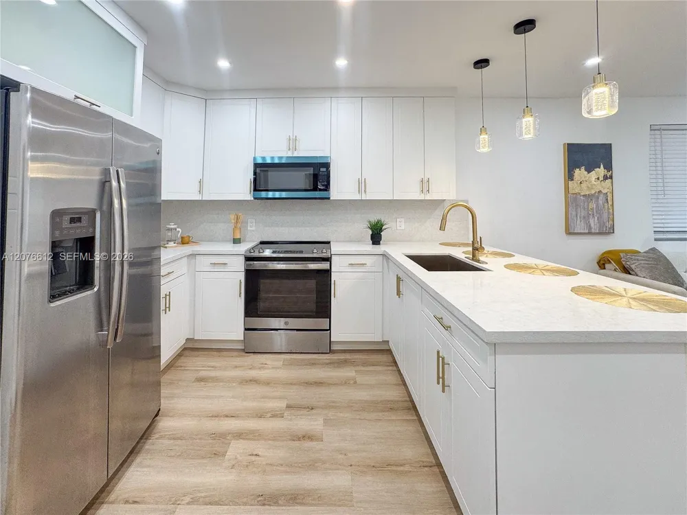 2534 NW 51st Ter Miami, FL 33142