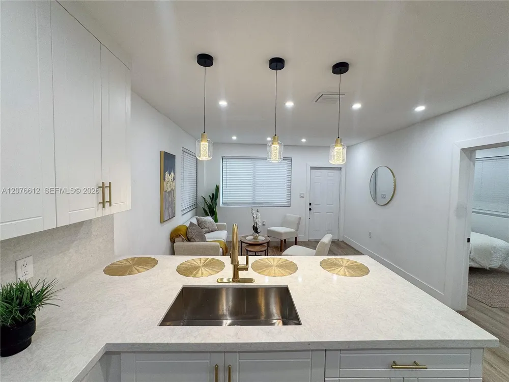 2534 NW 51st Ter Miami, FL 33142