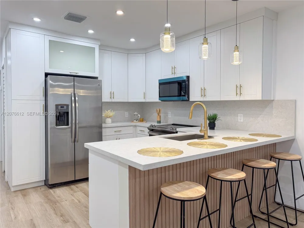 2534 NW 51st Ter Miami, FL 33142