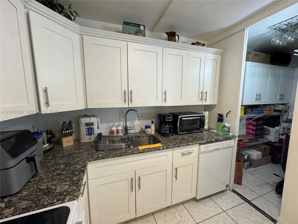 5773 La Pinata Blvd #A-1 Green Acres, FL 33463