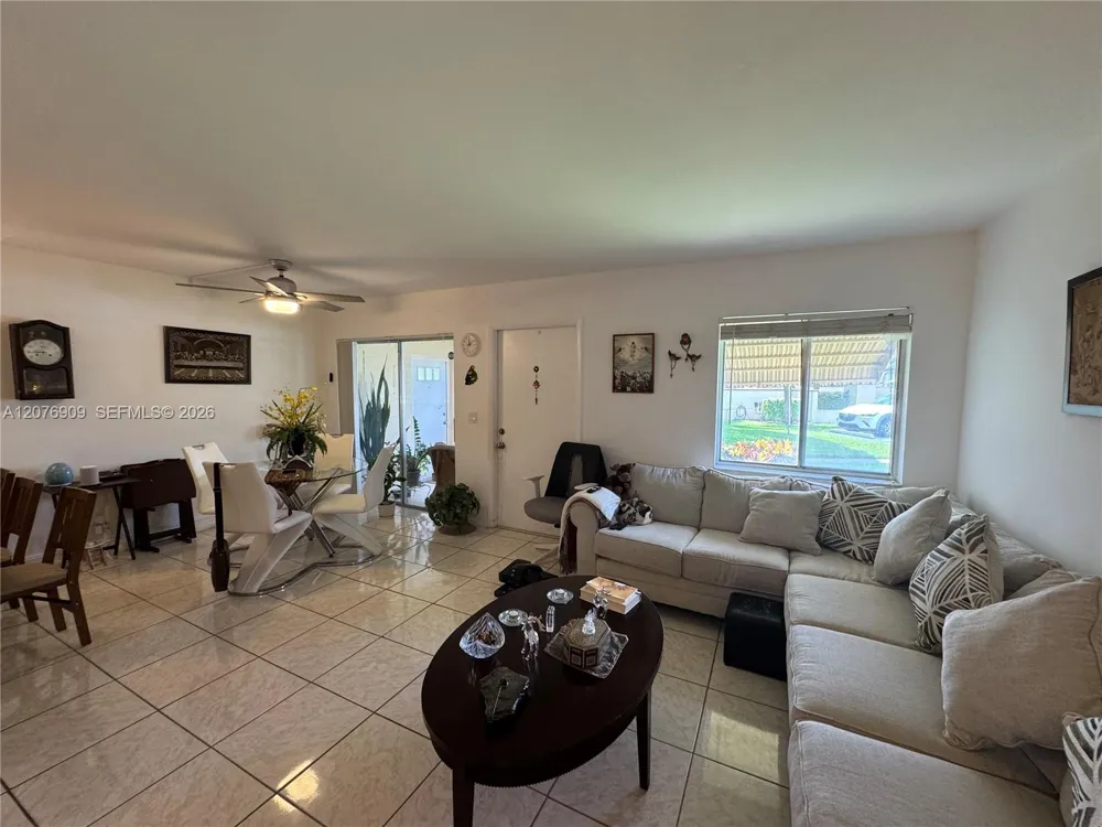 5773 La Pinata Blvd #A-1 Green Acres, FL 33463