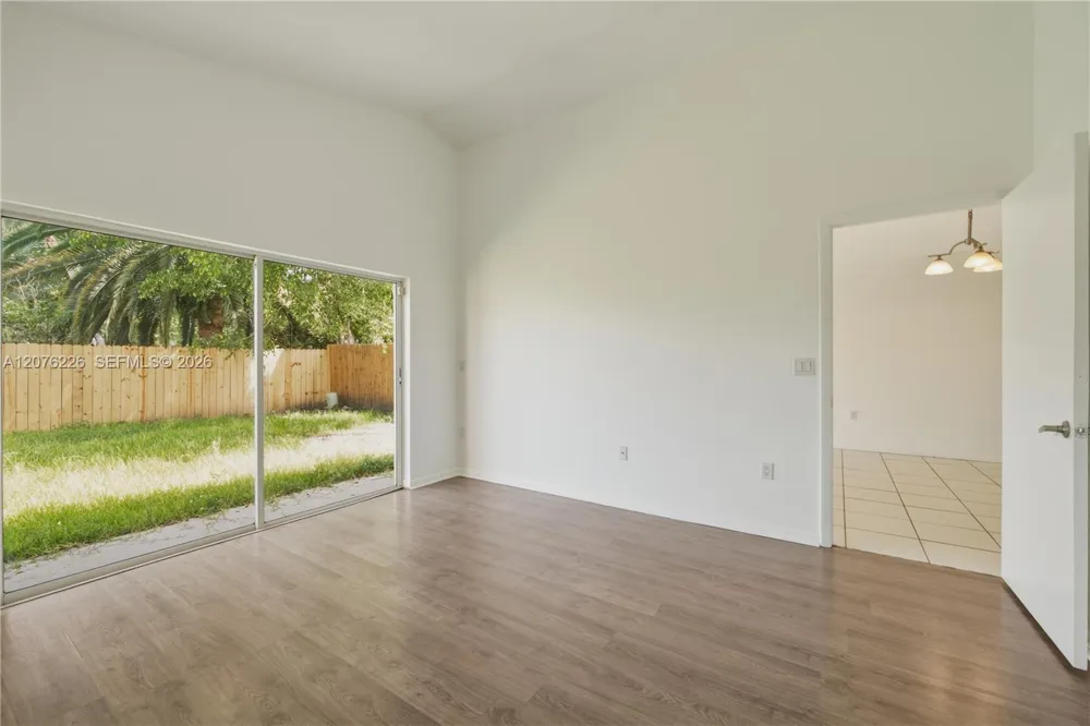 15969 SW 2nd St Sunrise, FL 33326