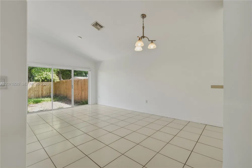 15969 SW 2nd St Sunrise, FL 33326