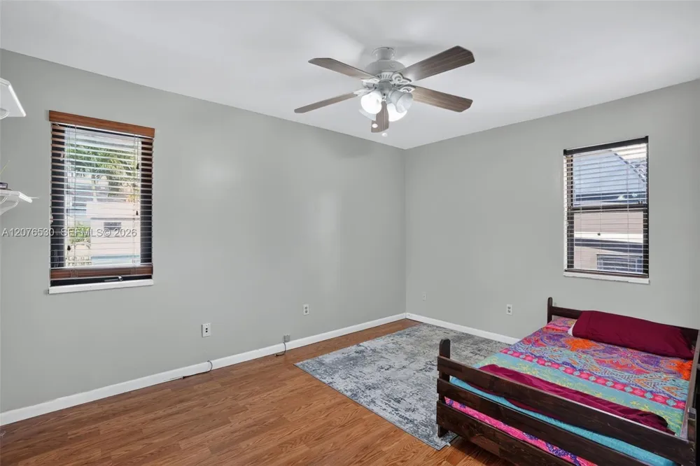 15660 SW 152nd Pl Miami, FL 33187