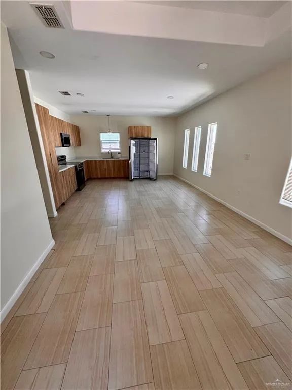 2908 E Israel Avenue Alton, TX 78573
