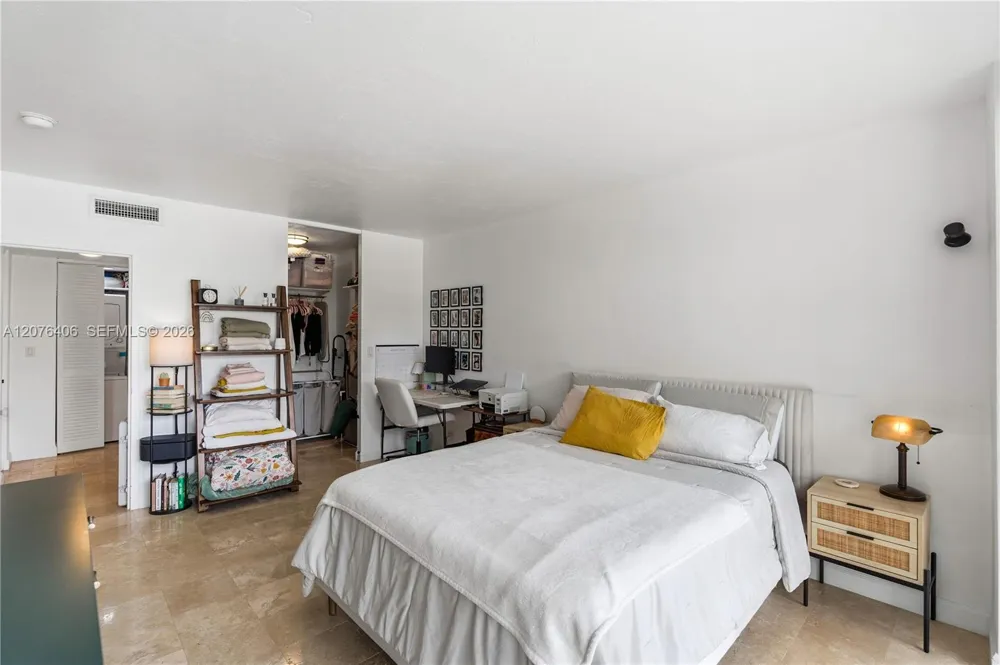 2451 Brickell Ave #2T Miami, FL 33129