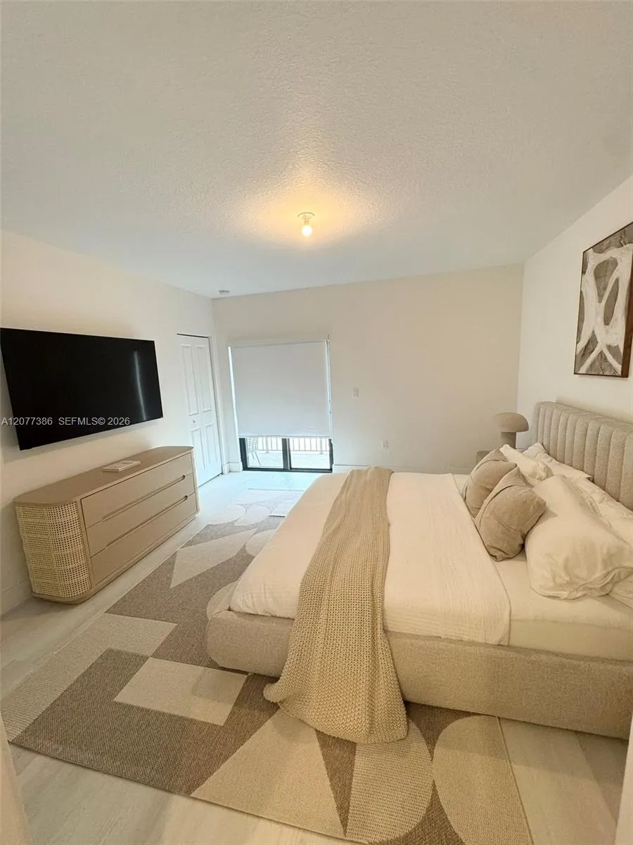 4867 NW 84th Ave Doral, FL 33166