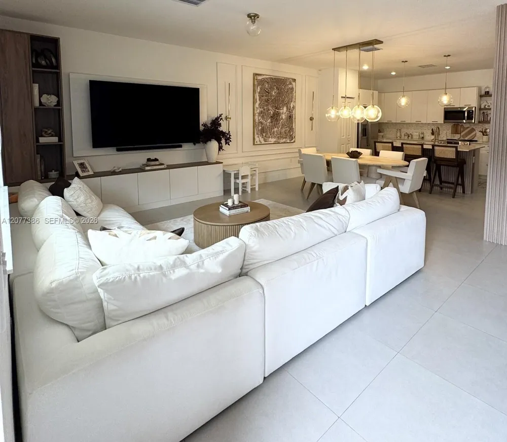 4867 NW 84th Ave Doral, FL 33166