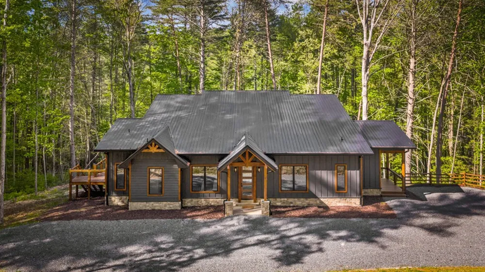 42 Rolling Rapids Blue Ridge, GA 30513