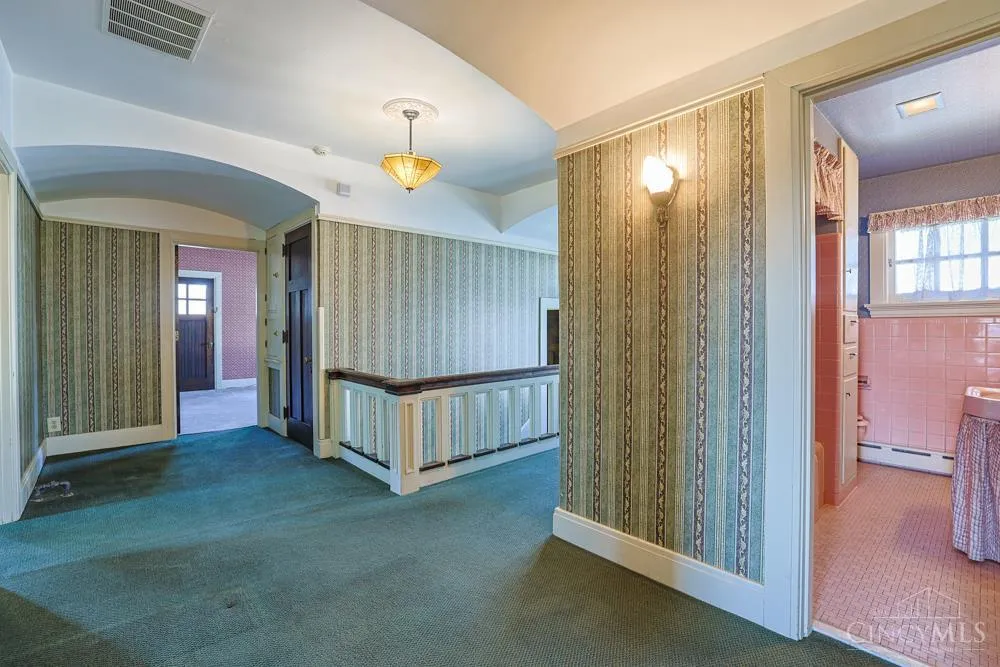 206 W Main Street Tipp City, OH 45371
