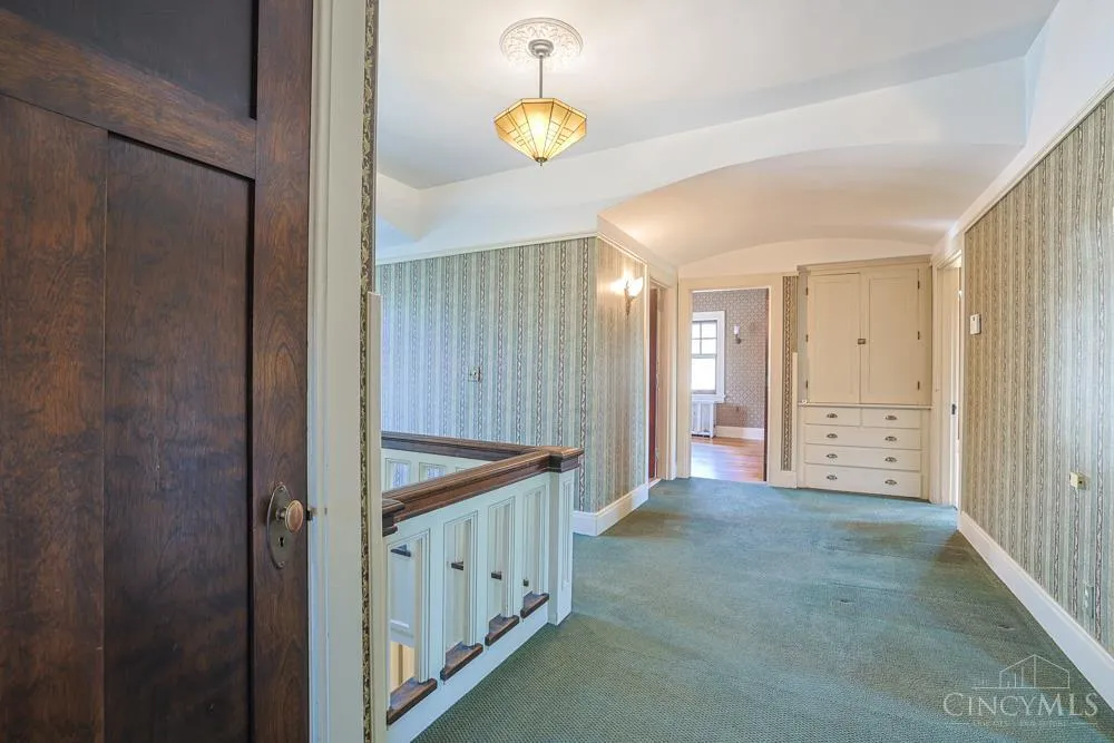 206 W Main Street Tipp City, OH 45371
