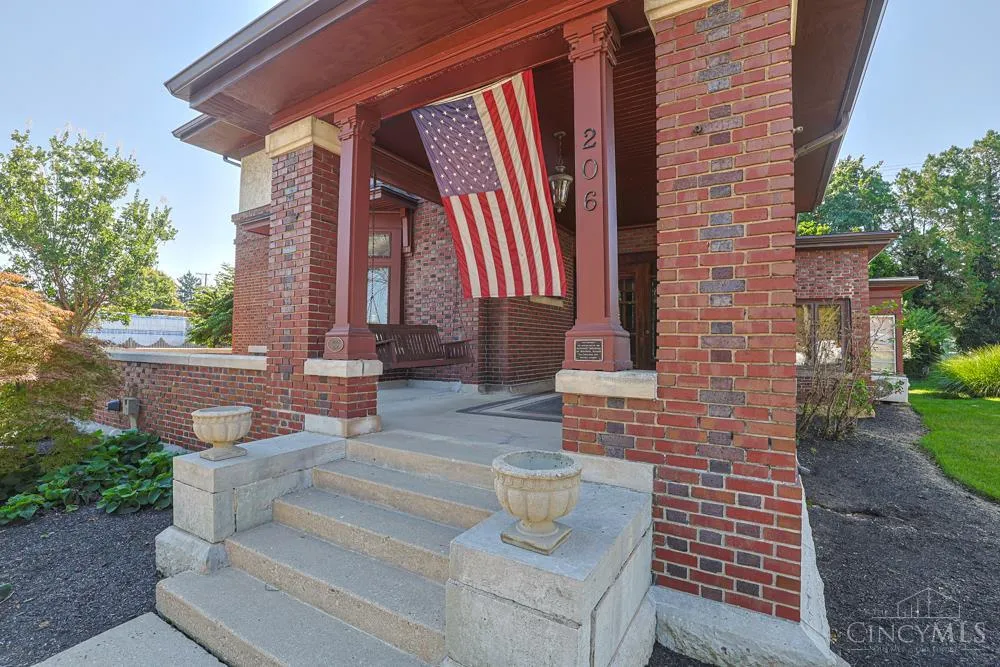 206 W Main Street Tipp City, OH 45371