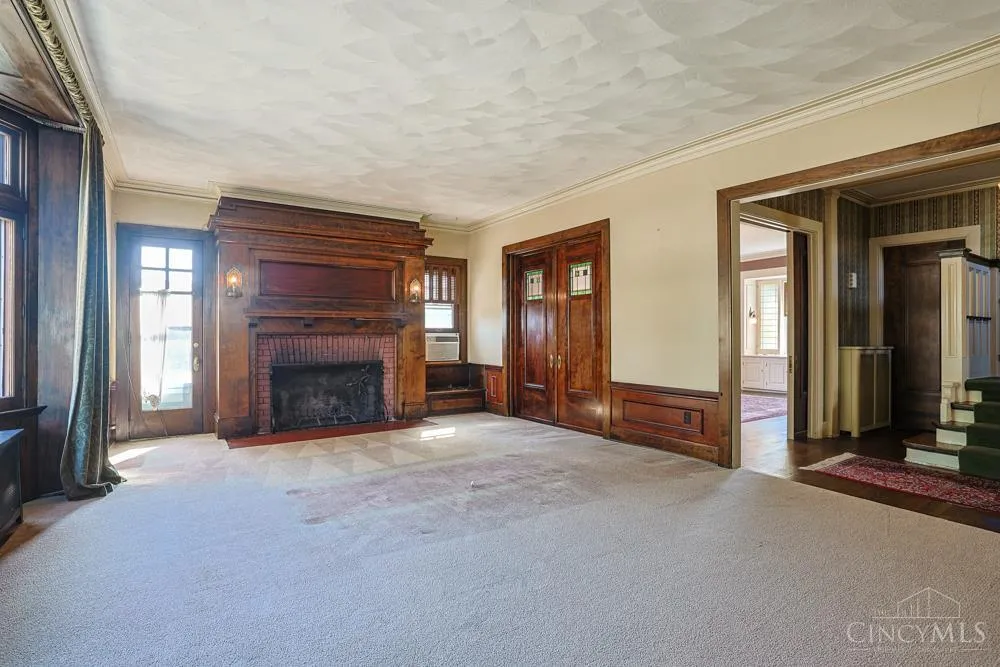206 W Main Street Tipp City, OH 45371