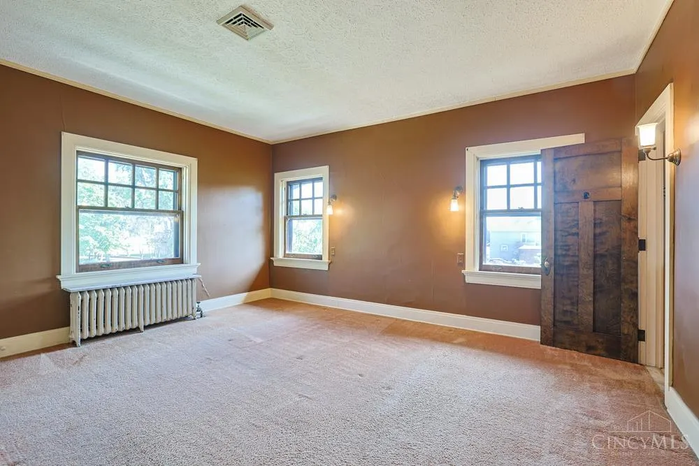 206 W Main Street Tipp City, OH 45371