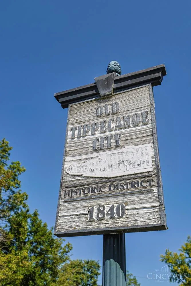 206 W Main Street Tipp City, OH 45371
