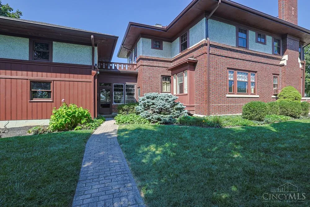 206 W Main Street Tipp City, OH 45371