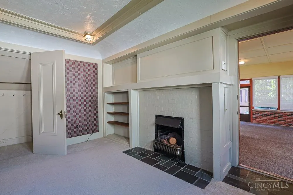 206 W Main Street Tipp City, OH 45371