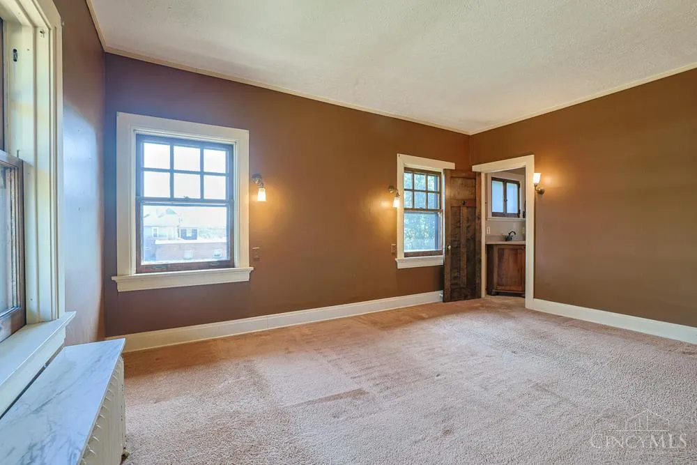 206 W Main Street Tipp City, OH 45371