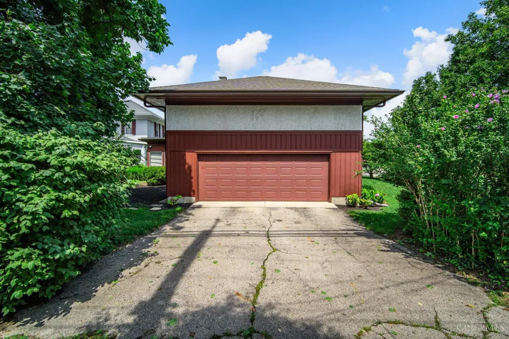 206 W Main Street Tipp City, OH 45371