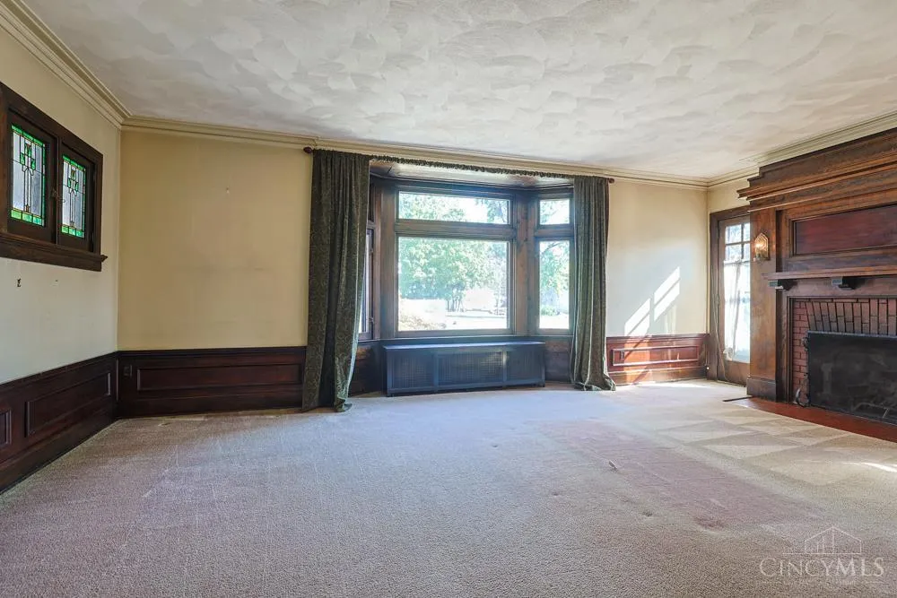 206 W Main Street Tipp City, OH 45371