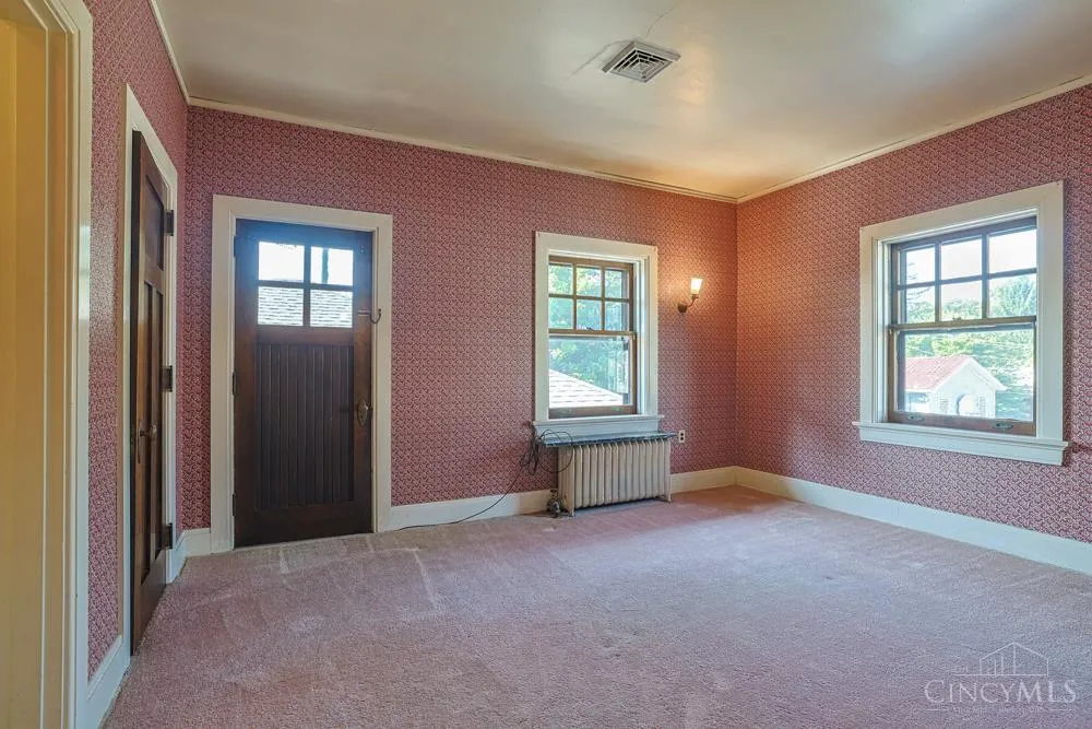 206 W Main Street Tipp City, OH 45371