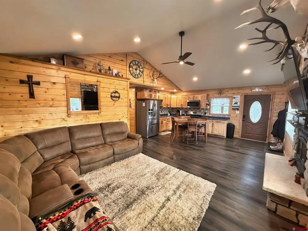 1072 County Road 14C Del Norte, CO 81132