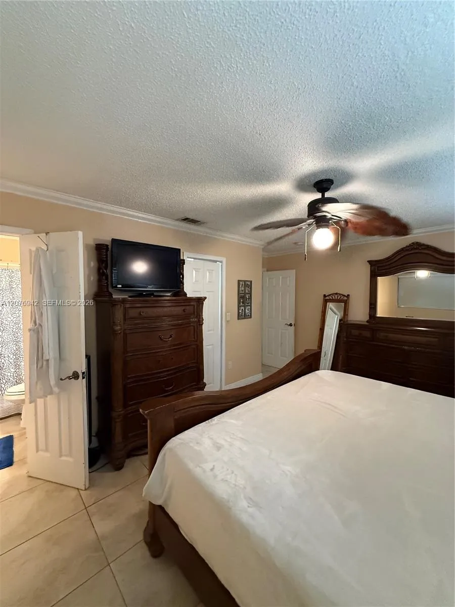 15465 SW 298th Ter Homestead, FL 33033
