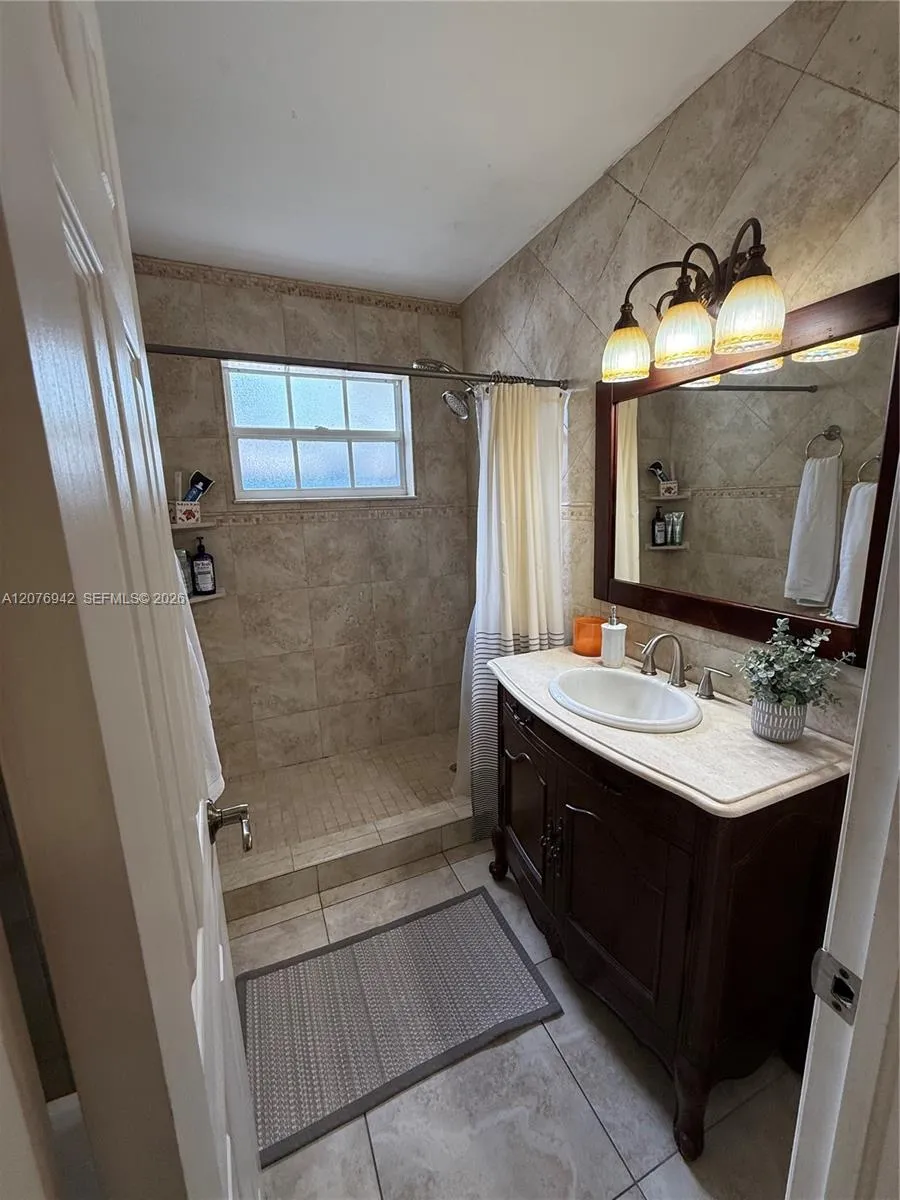 15465 SW 298th Ter Homestead, FL 33033