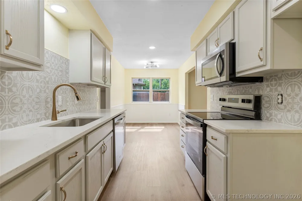 3227 S Allegheny Avenue Tulsa, OK 74135